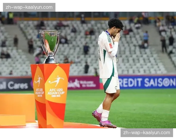 澳大利亚队雪上技巧项目 库珀伍兹凭借回转分优势夺冠